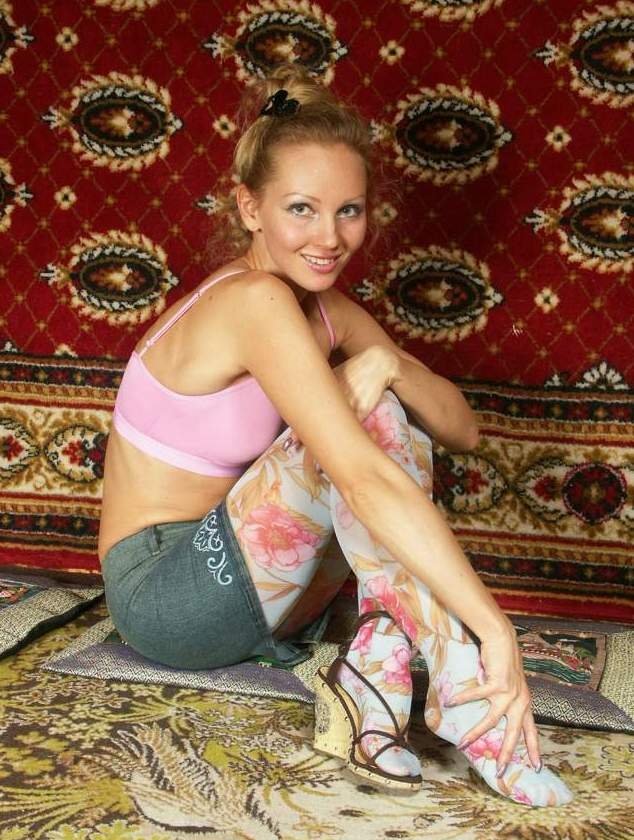 Девушка, ищу парня хорошего времяпрепровождения Девушка, ищу парня хорошего времяпрепровождения